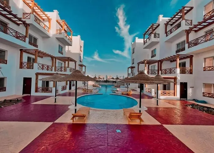 The Nest - Tiran View Appartement *
