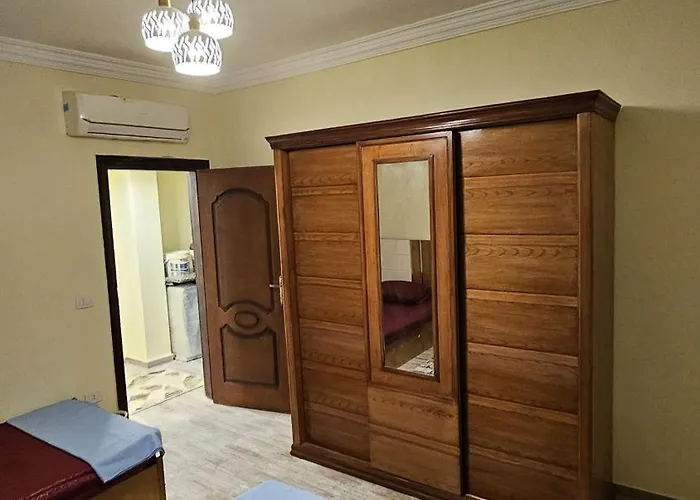 The Nest - Tiran View Appartement