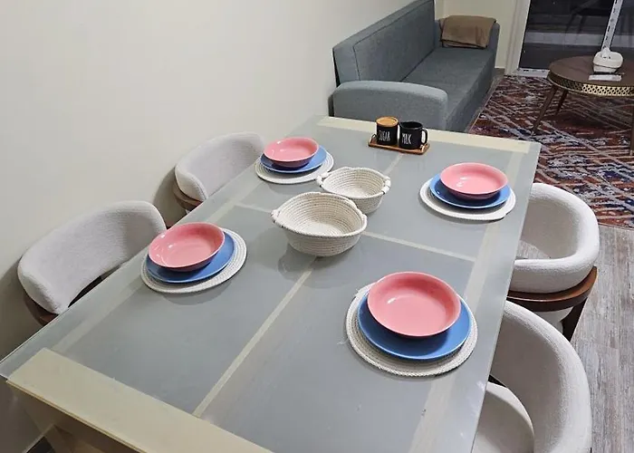 The Nest - Tiran View Appartement *